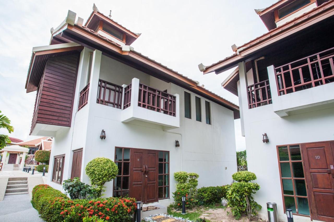 Achawalai Hotel Jomtien Beach Exterior photo